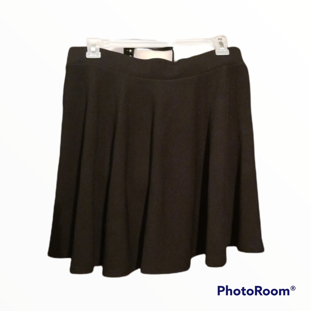 HDE skater skirt
